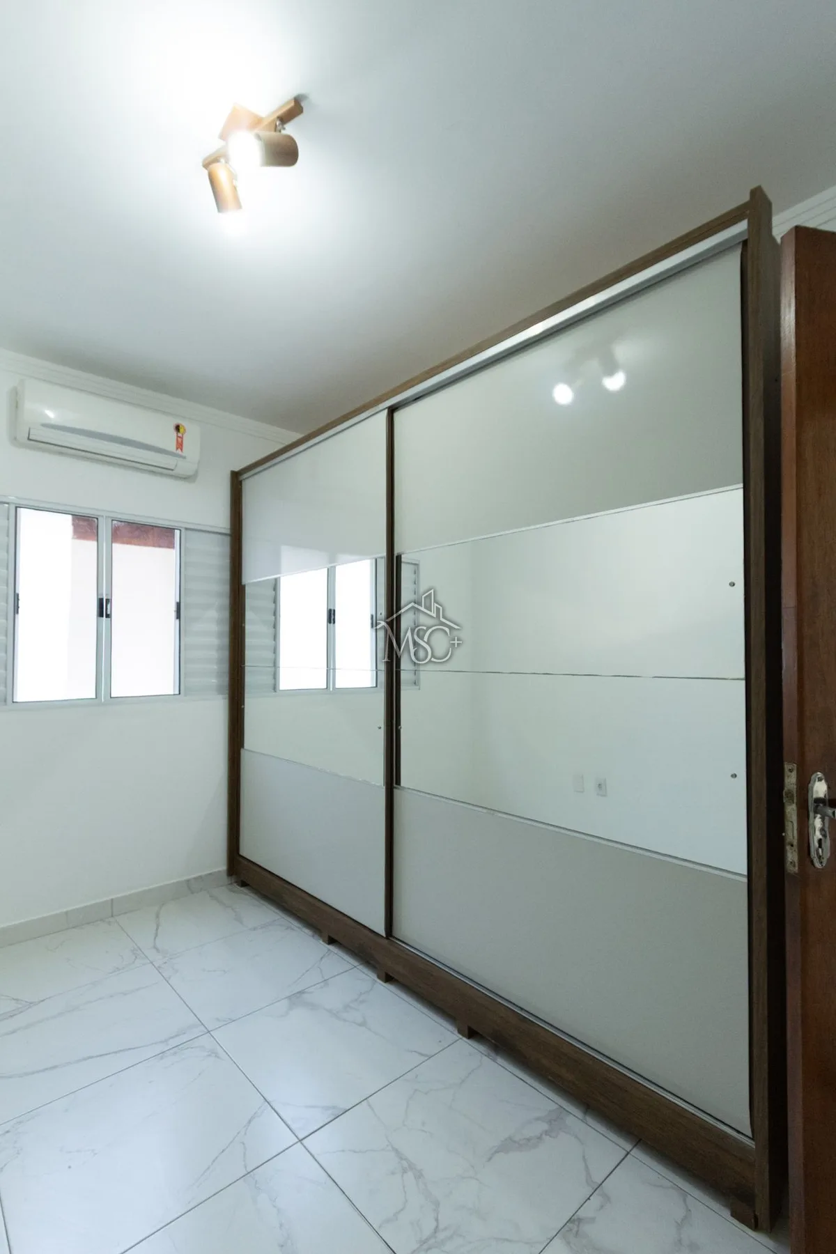 Casa em Condomínio 2 quartos Cajuru do Sul - Sorocaba - foto 11
