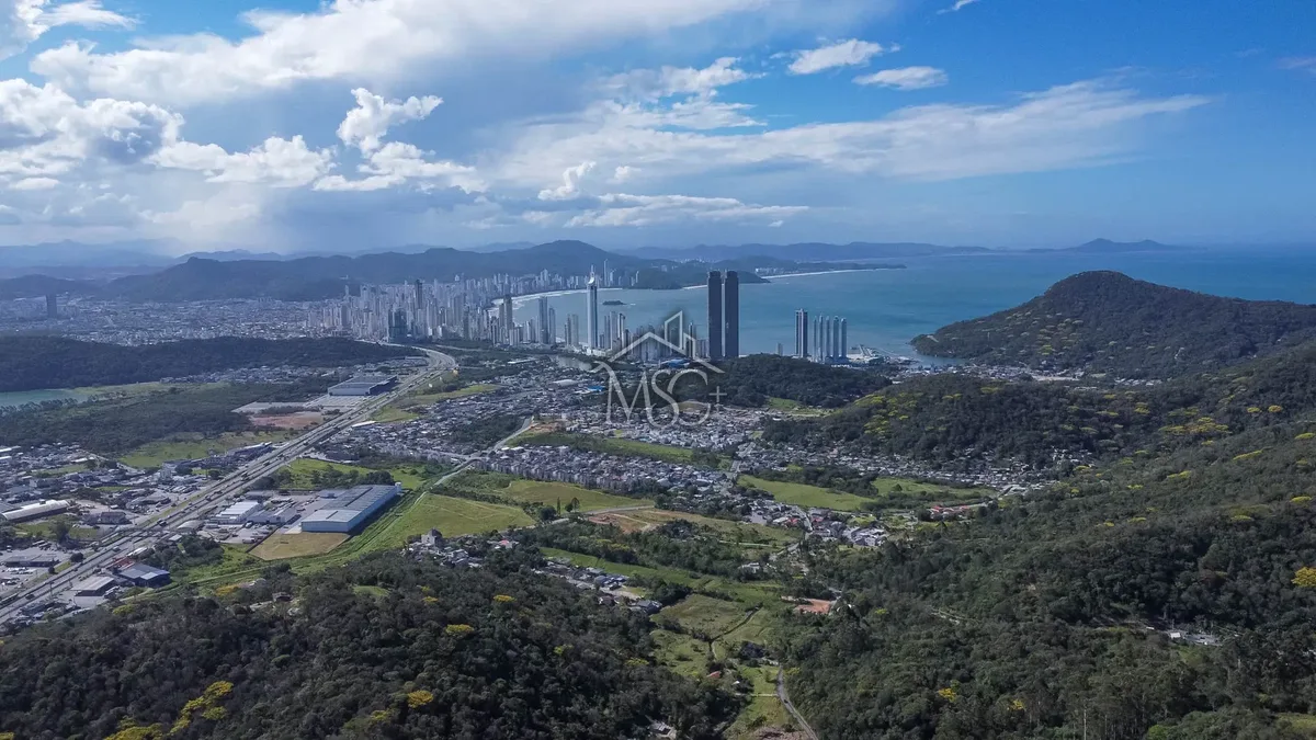 Terreno comercial Praia do Estaleiro - Balneário Camboriú - foto 2